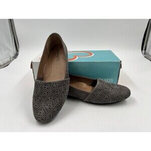 Baretraps EVEY  Womens Slip On Flat Shoes Perforated Dark Grey Size 7.5M NEW